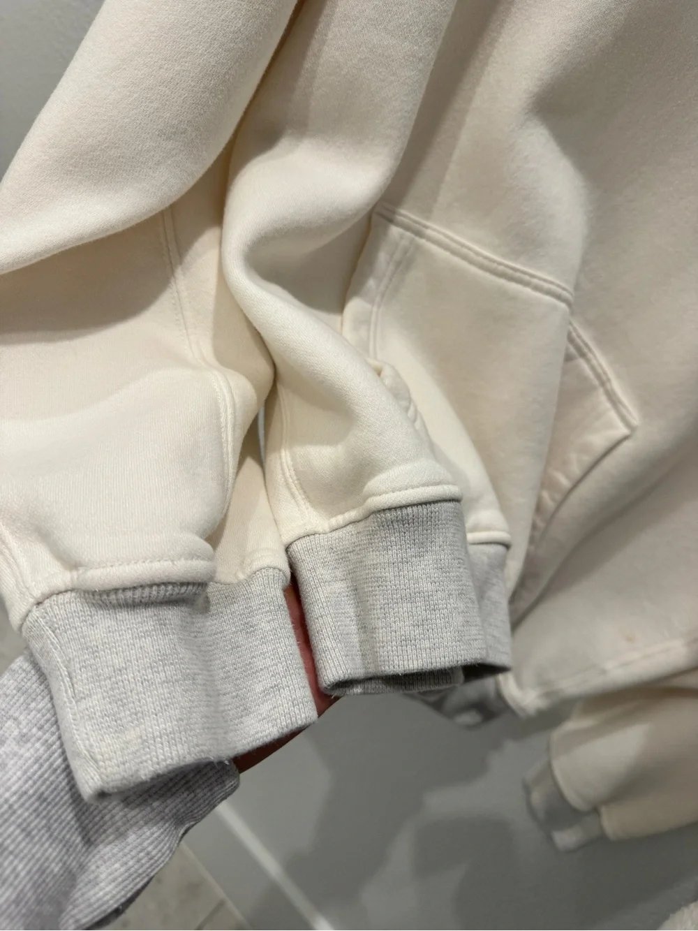 Abercrombie Men's essential hoodie Sweatshirt -